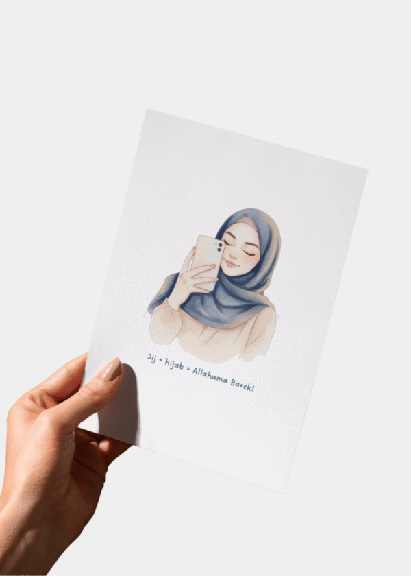 hijaab-gefeliciteerd-kaart-hand.png Hand houdt moderne Hijaab Gefeliciteerd kaart vast